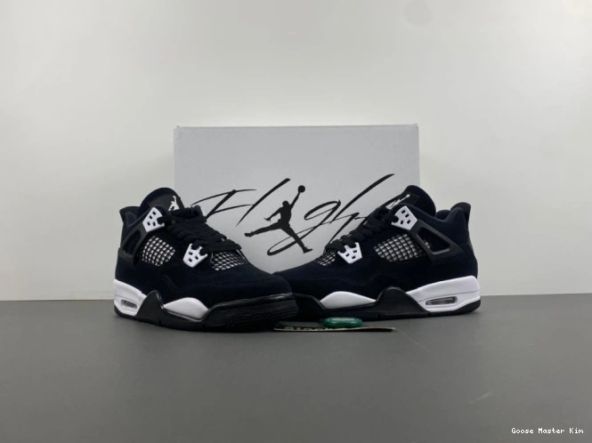 4 Jordan Thunder FQ8213-001 Retro White Air 0811